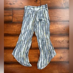 Free People flowy pants. Size XS.